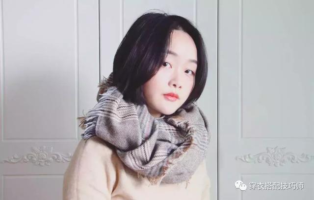 秋冬最美圍巾圍法！別再呆板不變「只會繞一圈」　簡單步驟「讓妳凍齡又優雅」
