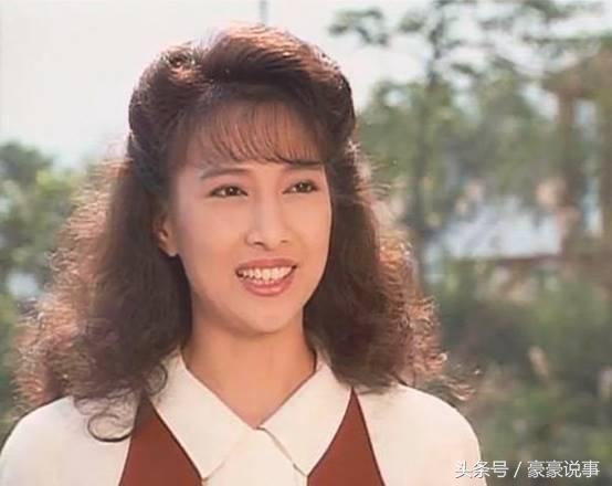 「一代佳人」巔峰時嫁入豪門，年輕時比范冰冰美，隱忍丈夫出軌43年，繼承百億遺產成人生贏家