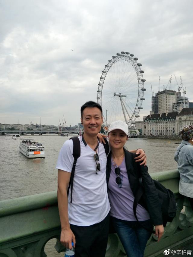夫妻是同學！結婚8週年「帶女兒拍婚紗」好像再次熱戀　如今12年依然恩愛如初