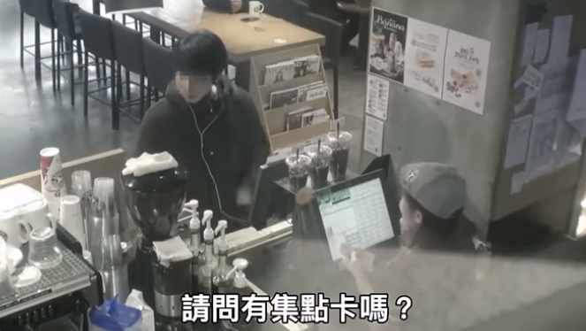 顧客別當自己是神！100位客人「全體湧入包圍店員」 一句謝謝萬人暖哭：各行各業都要被尊重