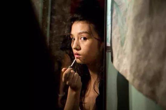 美在不完美！她是你沒見過的新一代女演員  「24歲拿下影后」素顏上節目也不怕