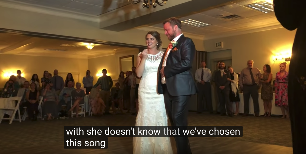 5位哥哥「代替離開3年父親」和新娘跳父女之舞　音樂一放「爸爸真的出現了」妹妹瞬間潰堤