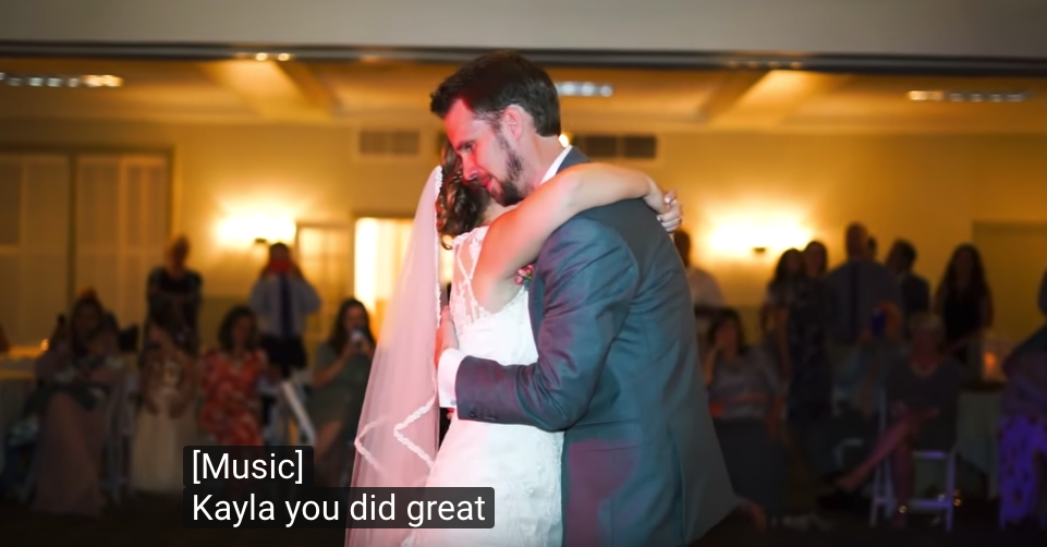5位哥哥「代替離開3年父親」和新娘跳父女之舞　音樂一放「爸爸真的出現了」妹妹瞬間潰堤