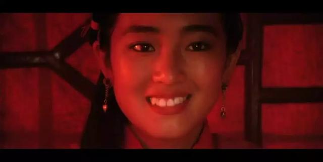 53歲鞏俐只戀愛不結婚：張藝謀不想給的，她也沒再問別人要