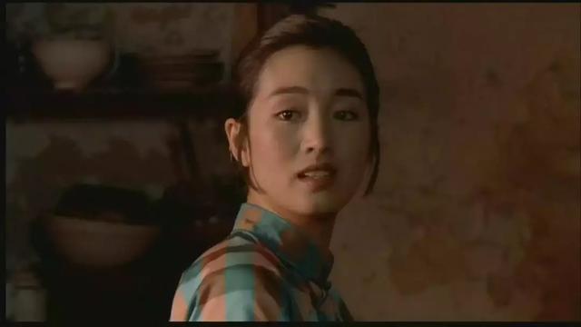 53歲鞏俐只戀愛不結婚：張藝謀不想給的，她也沒再問別人要