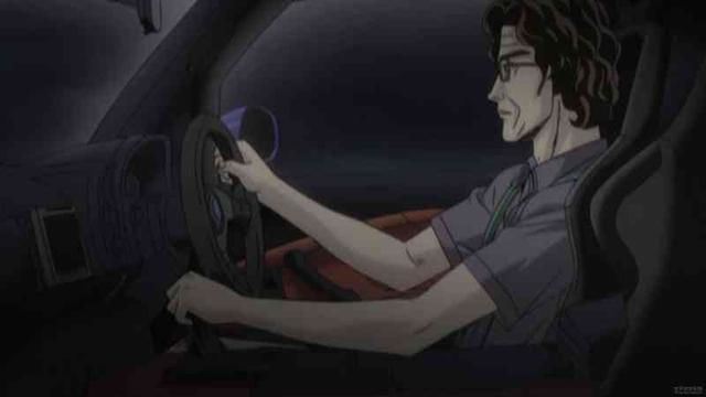 台灣秋名山神之手4ni？追焦帥壓車…後方阿伯「側掛殺彎」完勝！網暴動：單手讓你！