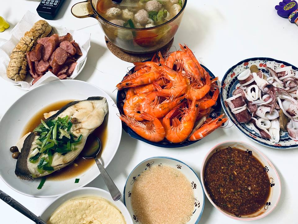 媽媽心碎！辛苦煮「三道豐盛菜色」卻被女兒嫌棄　網友突破盲點：這道是地雷