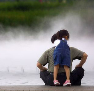 離開的爸爸愛喝魚湯! 女兒每天端上祭拜 媽媽偷撤「淚揭10年秘密」:我曾勸他別再喝了
