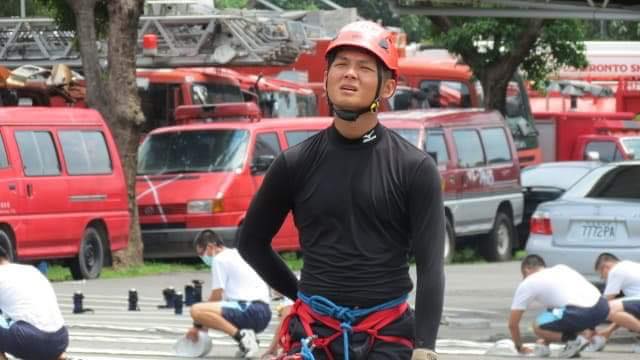 敬鵬大火勇消「為救隊友」入忠烈祠!大愛「捐出4器官」女友以淚洗面完成他最後心願