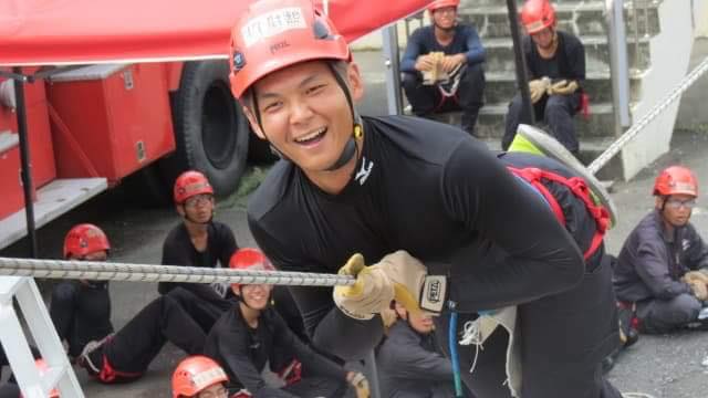 敬鵬大火勇消「為救隊友」入忠烈祠!大愛「捐出4器官」女友以淚洗面完成他最後心願