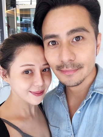 郭彥甫畫進羅浮宮「幕後功臣是老婆」　常搞失蹤「啃老本4年」淚謝妻：她撐起這個家