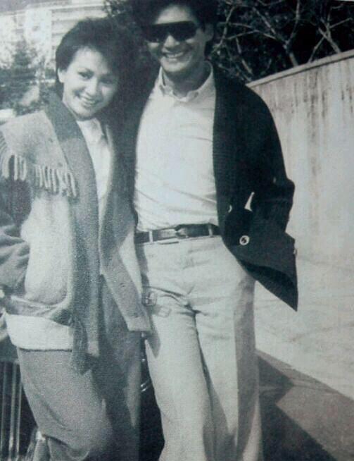 發嫂「長相普通，不曾生過一兒半女」　周潤發為何​​能寵愛她30多年不變心？