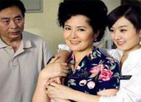 趙麗穎走紅後大方承認「農家出身」　身價過億私下卻勤儉「把錢花在為家鄉貢獻…」被狂推