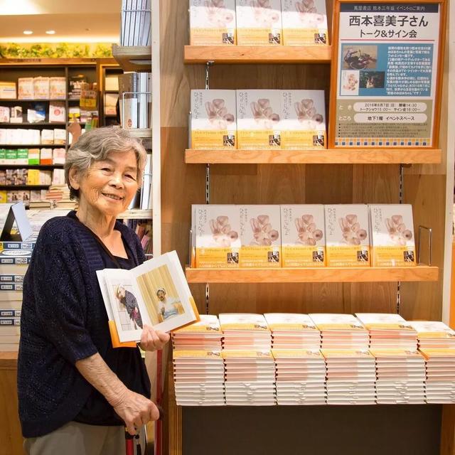 72歲學攝影、89歲攝影展！日本老奶奶「自拍照紅遍網路」：一身老戲骨