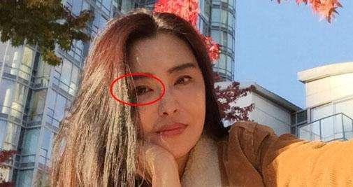 51歲自拍照美翻！王祖賢擺脫發福照  「長髮飄飄曬近況」媚眼電翻眾人