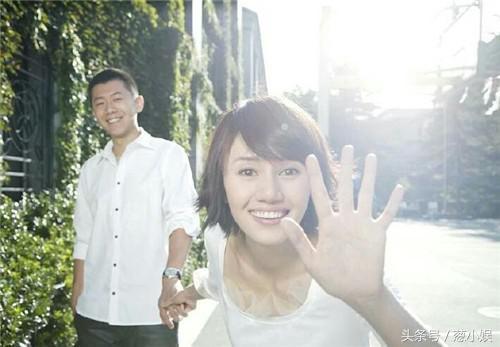 牽手走過20年！他「罕見放閃」同框替老婆慶生　還曾在妻子最痛時「全程陪伴」