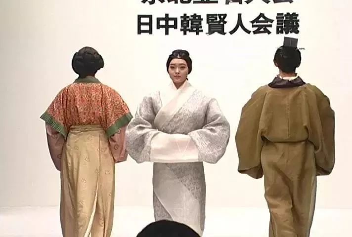 11年復原200套漢服，一路火到英國！網友：開眼了，真的驚艷了世界！ 