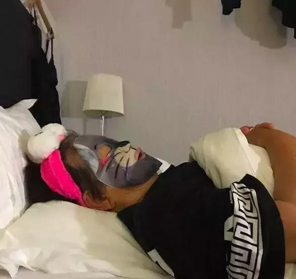 80歲奶奶發了一個影片療癒100000粉絲！看完她「直播內容」網驚：活得比20歲更酷