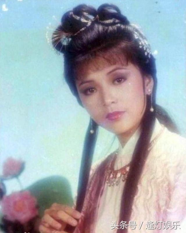 人稱最美姑姑!58歲的她:年輕時美過林青霞,是劉德華唯一公開暗戀的人