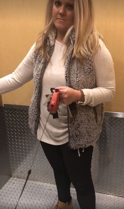 目睹黑人進高級公寓!她擋門口嗆「給我看鑰匙」被拒 不罷休「一路尾隨到家門口」下場超悽慘