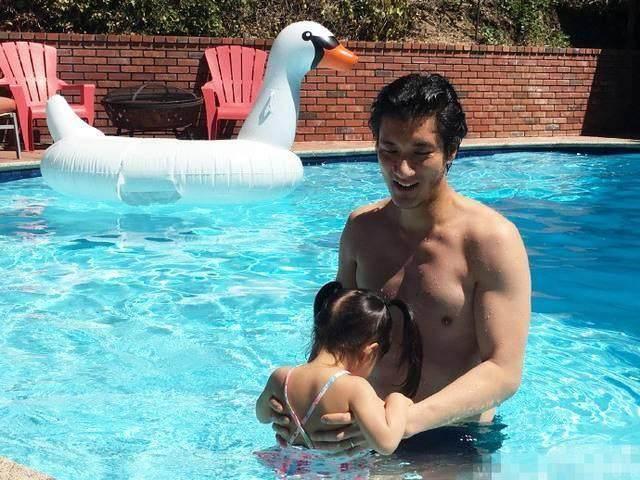 看完趙薇的豪宅，再看郭晶晶的豪宅，網友:豪門的差距不是一般大！