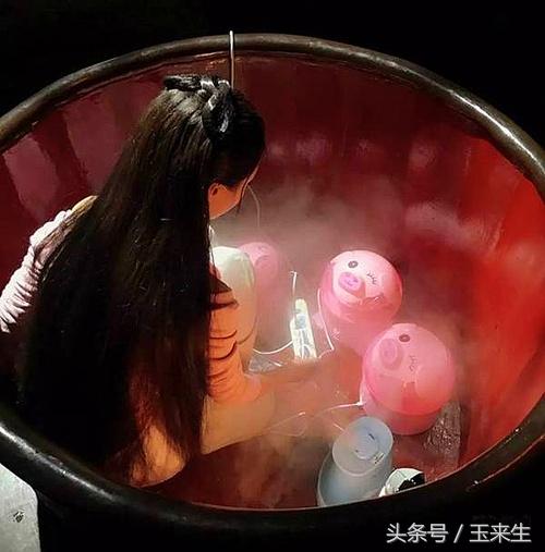  看了這些鏡頭，才知道導演是多麼有才，居然被騙了這麼多年！