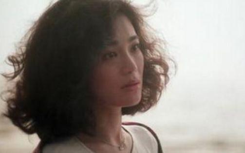 60歲依然續寫傳奇!「羅大佑曾苦等她10年」李宗盛給她寫歌 卻嫁給了二婚的富豪