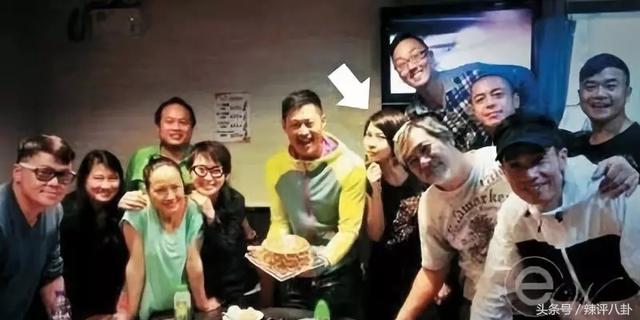 堅守18年不離不棄！她「未婚先孕不能認」   黃德斌苦盡甘來娶良妻： 最大的運氣就是遇到她
