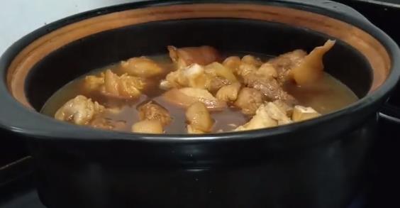 立秋後滋補秘方：客家黃酒燜豬腳！材料簡單，肥而不膩「膠原豐富」女兒常吃「皮膚超好」