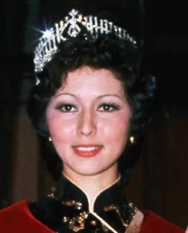 曾是李小龍大嫂！被家人遺棄街頭不自棄  她從流浪者「一躍成為港姐冠軍」：漂亮逆轉人生