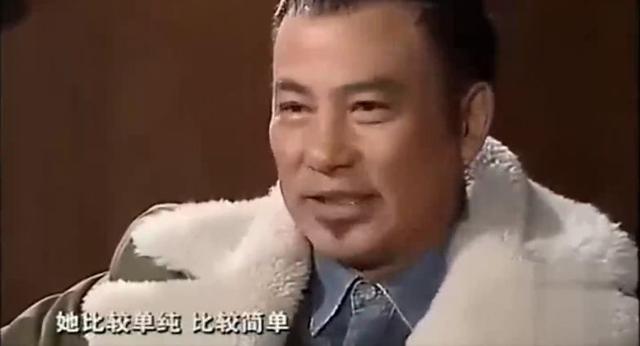 小12歲的妻子管錢嗎？任達華幸福笑著「她只在乎...」 網友一聽都羨慕：女人，簡單一點很幸福