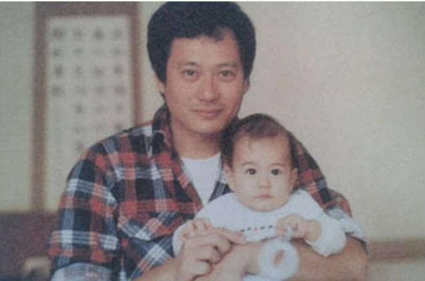 「妻子養家6年毫無怨言」全心助丈夫圓電影夢　李安拿獎那一刻：有妻如此，夫復何求！