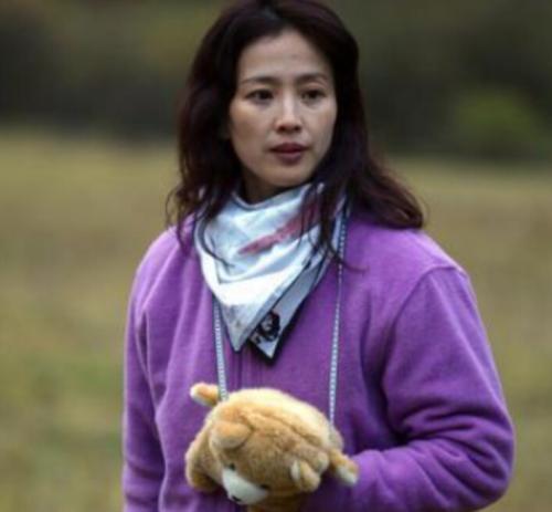 34位明星們的媽媽：安以軒媽媽最潮流，劉亦菲媽媽最有氣質，林心如媽媽最清純，她媽媽最驚艷！