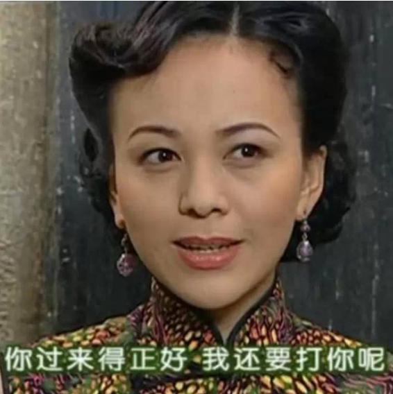 簡單就是幸福!有過2段失敗婚姻「獨自帶兒子心態佳」 如今47歲的她越活越年輕