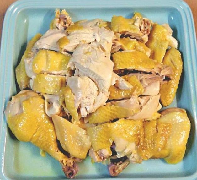 白切雞家常作法學起來！「婆婆秘訣」不藏私 ，端上桌皮脆肉嫩一口接一口～