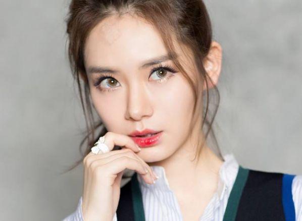 謝不娶之恩！12年前被「劈腿閨蜜前任」拋棄　如今的她事業當紅「一家三口超甜蜜」