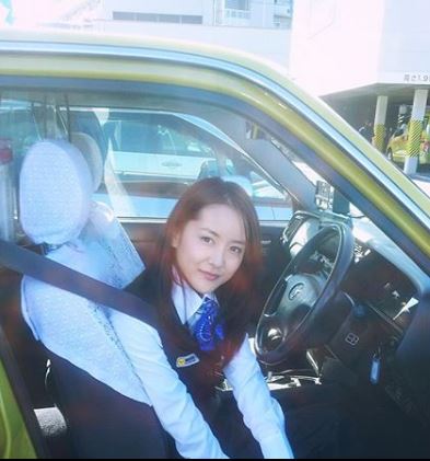 最正女運將！150cm正妹「當模特兒頻頻碰壁」　轉行當計程車司機「美到人生大逆轉」爆紅全國
