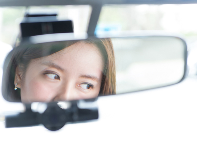 最正女運將！150cm正妹「當模特兒頻頻碰壁」　轉行當計程車司機「美到人生大逆轉」爆紅全國