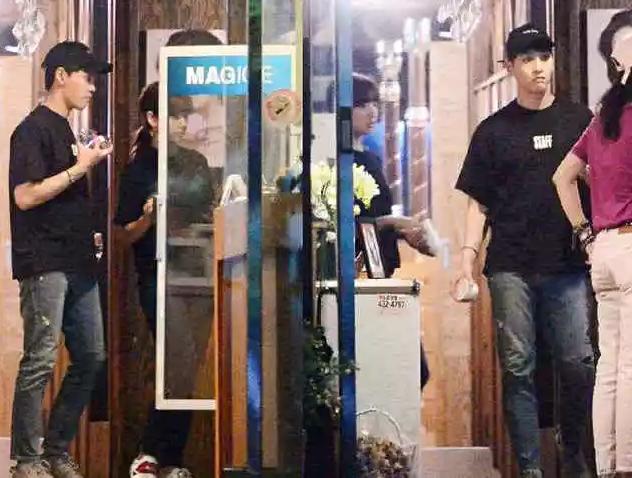 朴信惠戀情公開！「男神收割機」出道15年零緋聞  和他「從好友升級情人」粉絲舉雙手贊成：太配了 