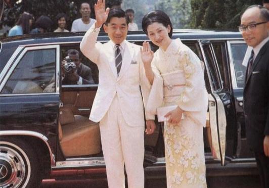 豪門飯不好端！婆婆刁難「為愛60年無自由」   平民皇后熬出頭「拒絕與天皇合葬」：相守一生足矣