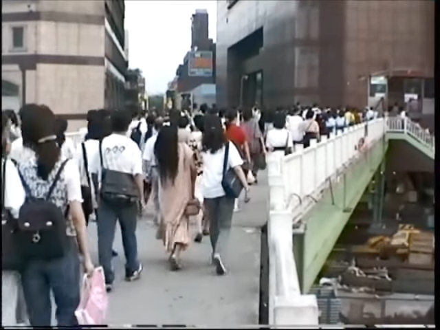 超罕見「1995年的台北」！日本旅人拍下「7分鐘珍貴街景」網淚：老士林夜市讓人好懷念～