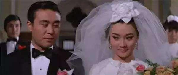 關之琳的美出自基因！ 爸爸是「顏值超高演員」 與妻被譽為金童玉女卻離婚收場：他不是好父親