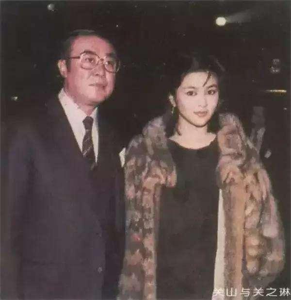 關之琳的美出自基因！ 爸爸是「顏值超高演員」 與妻被譽為金童玉女卻離婚收場：他不是好父親