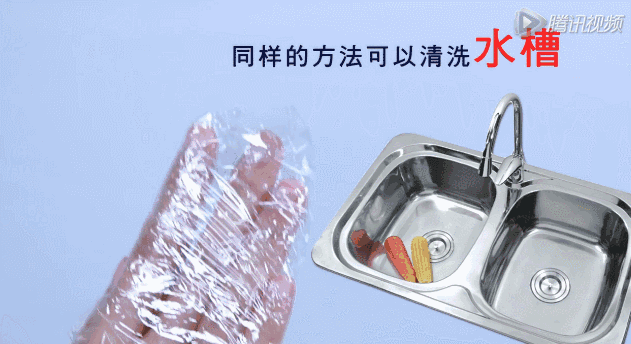 聰明的女人在廁所門口放塊「保鮮膜」沒想到有這麼大用處   保鮮膜10大用途學起來
