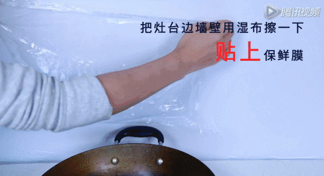 聰明的女人在廁所門口放塊「保鮮膜」沒想到有這麼大用處   保鮮膜10大用途學起來