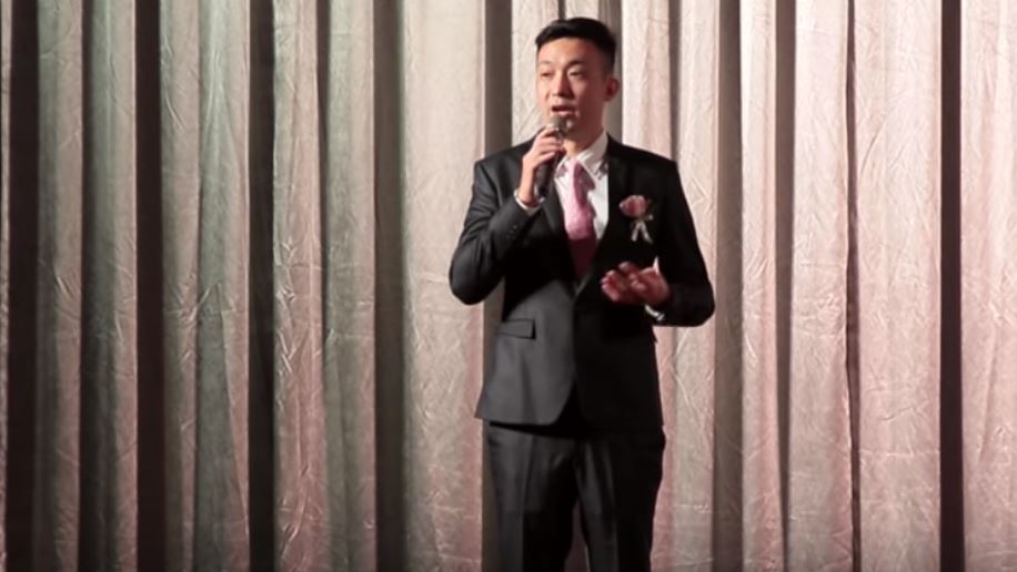 「他又不是我男朋友」神模仿妹妹口吻 新娘哥哥收起笑臉「最真摯婚禮致詞」惹哭所有人!