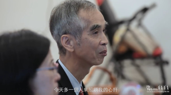 獨生女嫁人最常被問「只有女兒，以後誰養父母？」  爸爸「心肝告白」女星拜別淚灑：我永遠都在