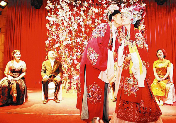 金馬獎影帝劉燁的「法國妻子」背景不簡單　「混血兒女」萌到搶過老爸鋒頭！