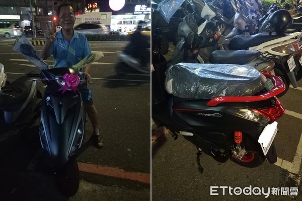 節儉騎10年破車！孝順女兒送「7萬摩托車大禮」老爸感動淚崩　一催油門「突然笑不出來了」滿臉擔心