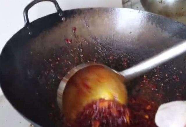 燉魚不加一滴水！「秘製醬料」學起來新手也會煮   不腥不膩魚肉好鮮甜